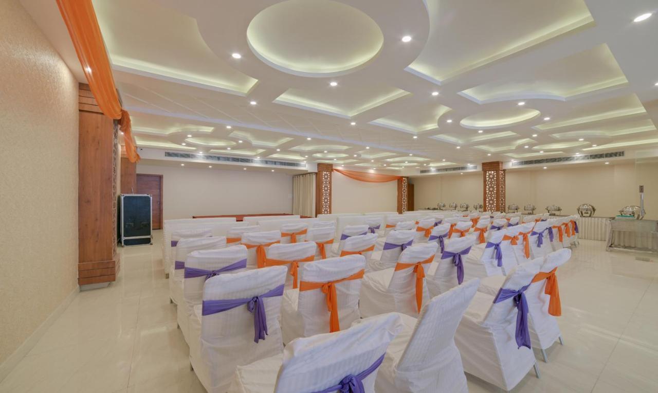 Hotel Treebo G K Residency Near Dehradun Railway Station Esterno foto